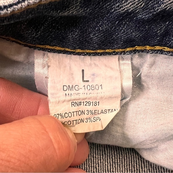 Machine Distressed Low Rise Denim Jean Shorts – Size 30 – Frayed Ripped Style - Picture 11 of 11